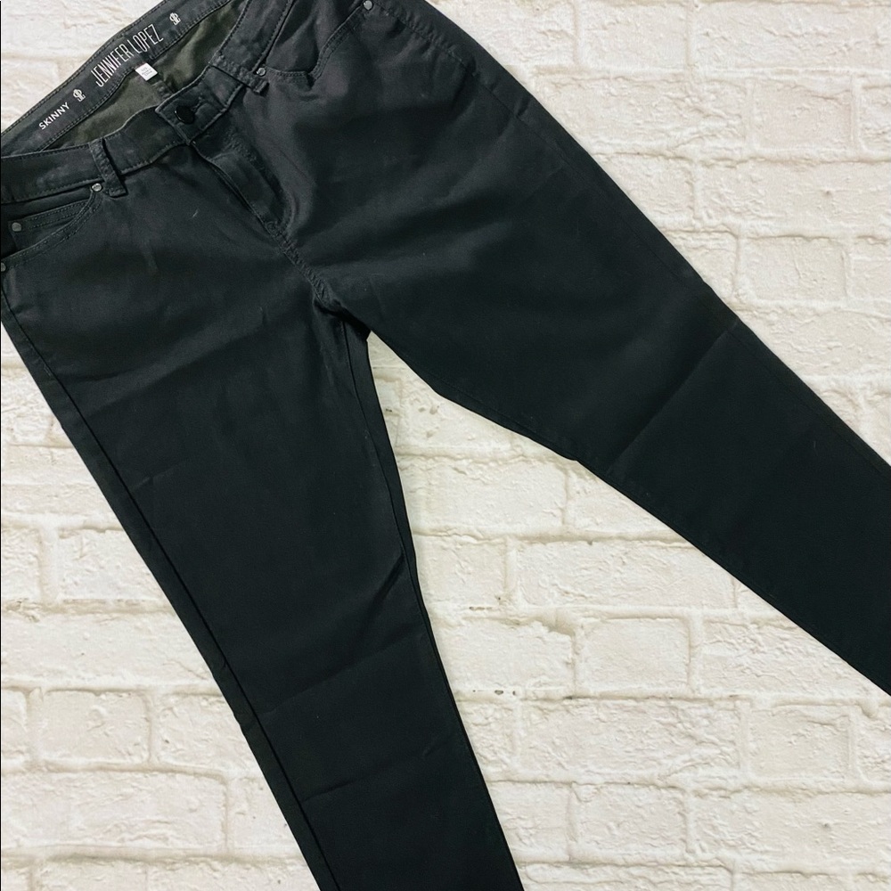 Jennifer Lopez Black Skinny Pants